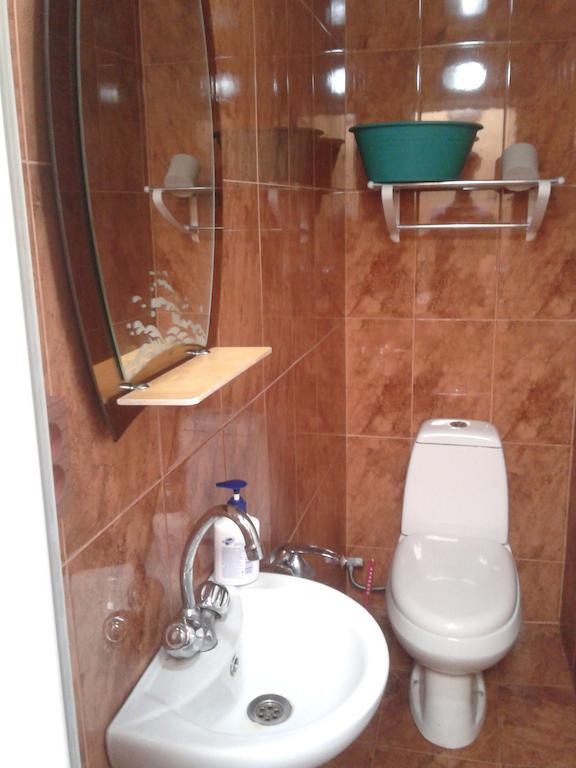 Guesthouse 97 In Batumi Szoba fotó