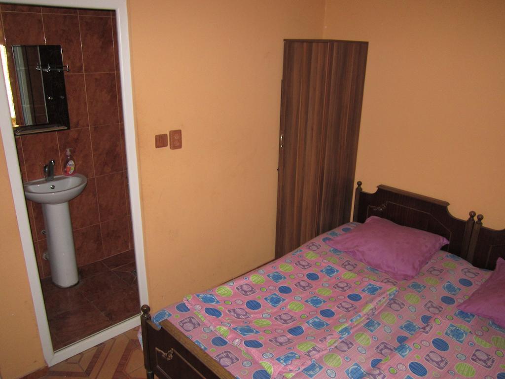 Guesthouse 97 In Batumi Kültér fotó