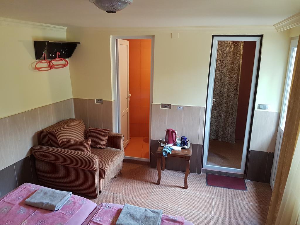 Guesthouse 97 In Batumi Kültér fotó