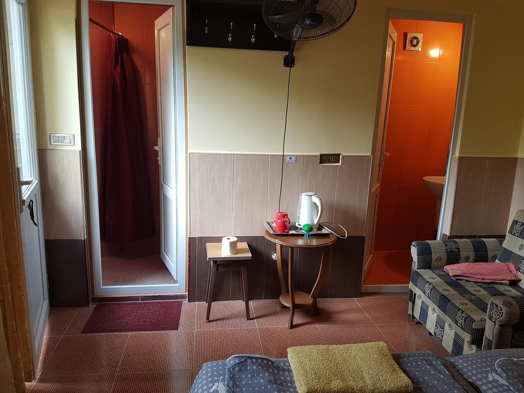 Guesthouse 97 In Batumi Kültér fotó