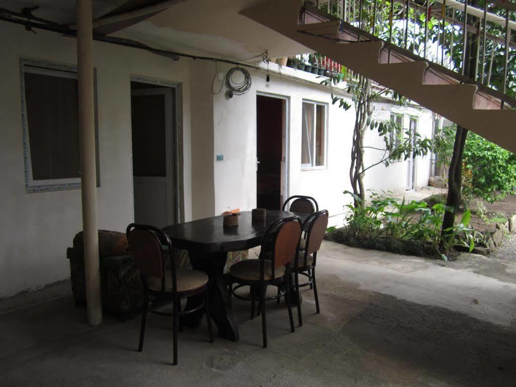 Guesthouse 97 In Batumi Kültér fotó