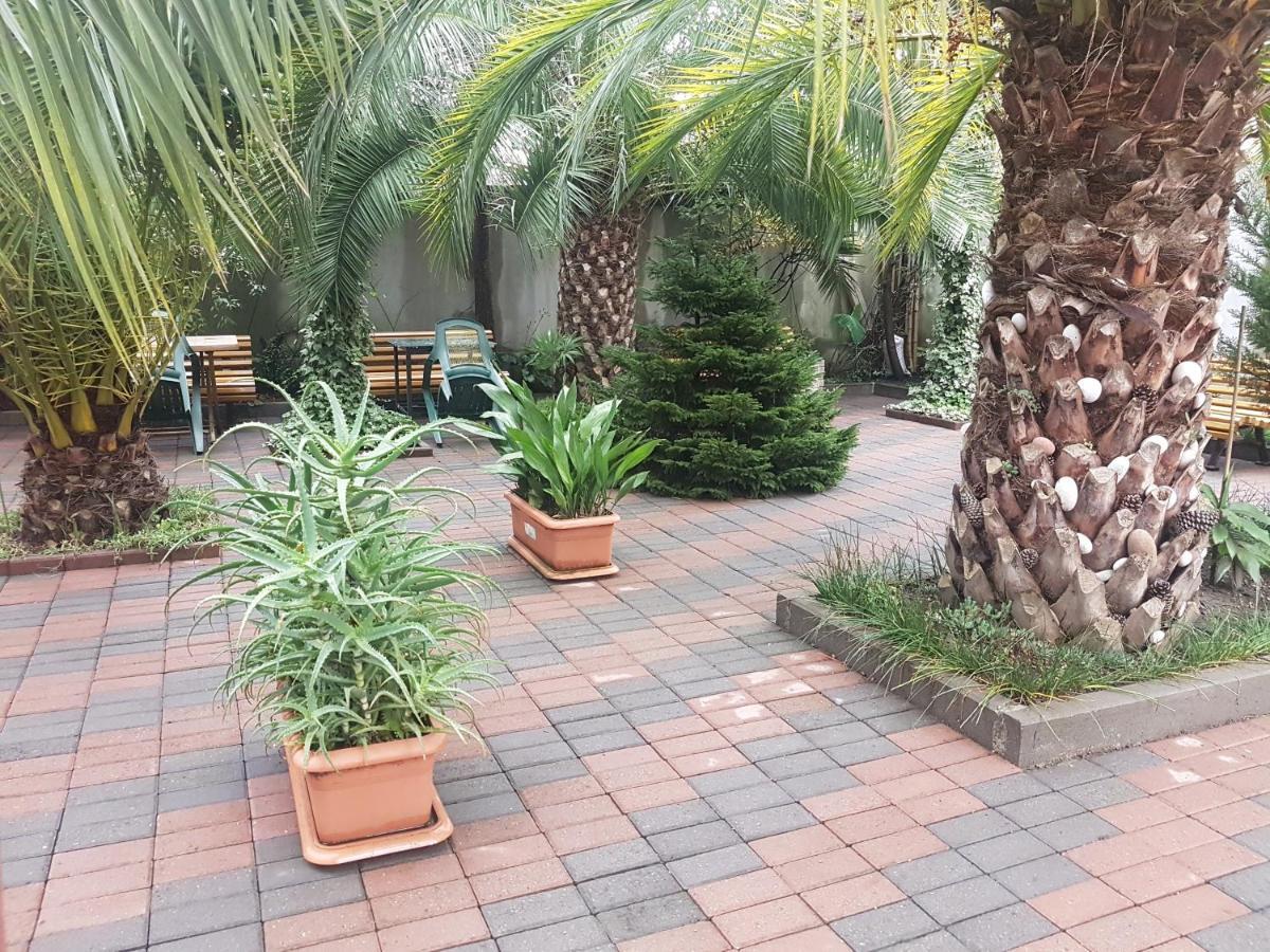 Guesthouse 97 In Batumi Kültér fotó