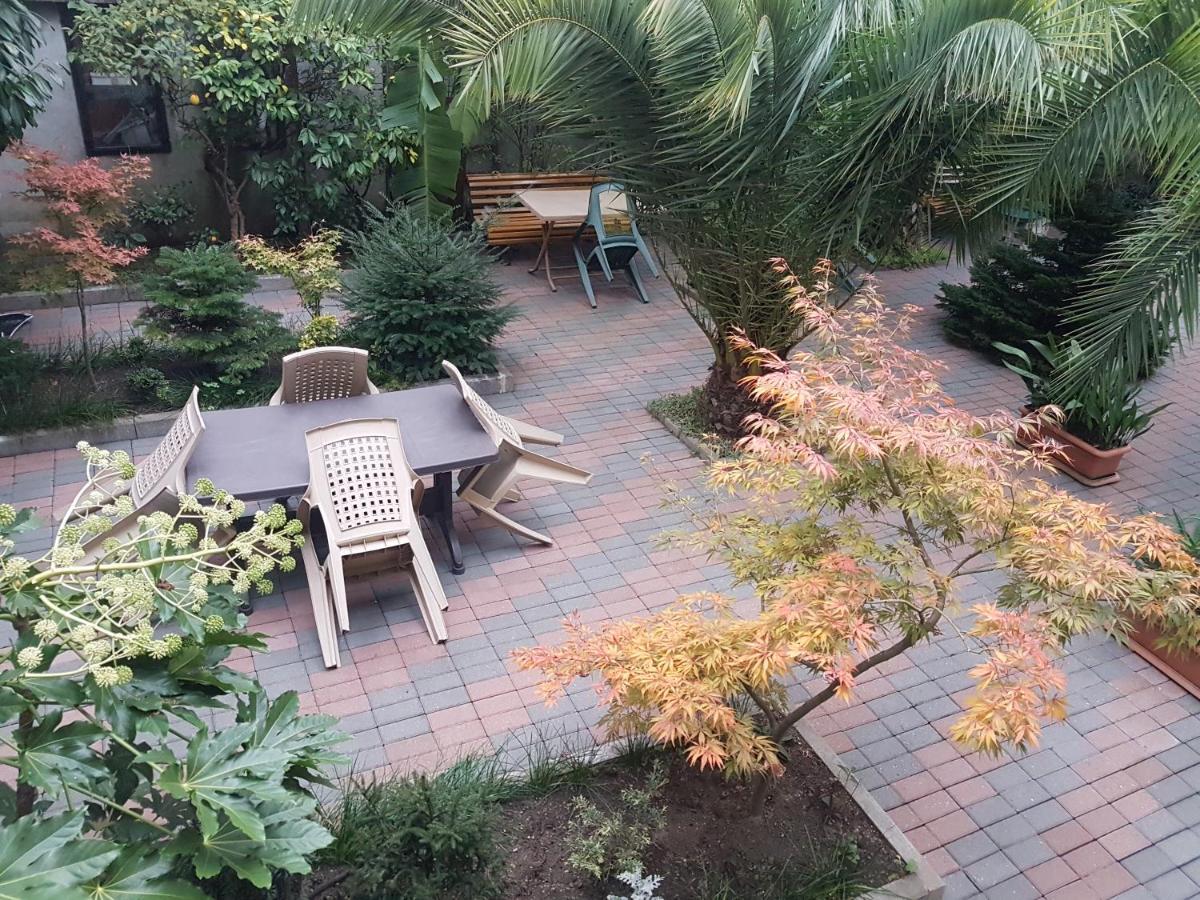 Guesthouse 97 In Batumi Kültér fotó